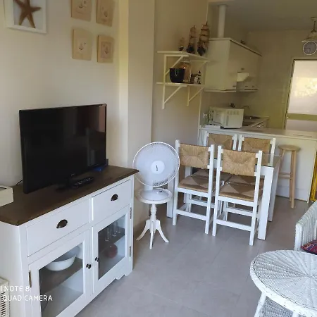 Appartamento Edificio Santana Ii Isola Cristina